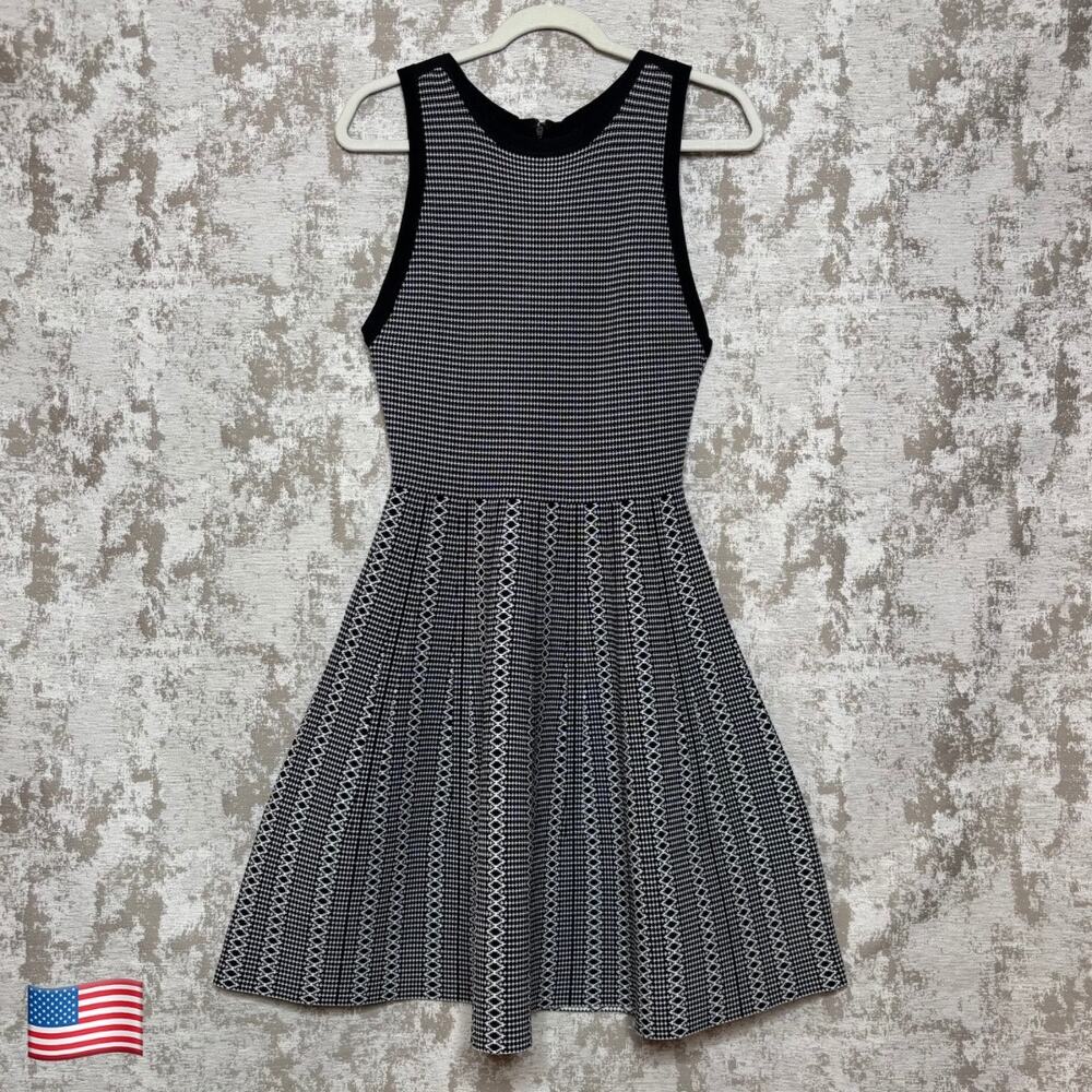 Alice + Olivia Kamilah Herringbone Knit Skater Dress in Black/White